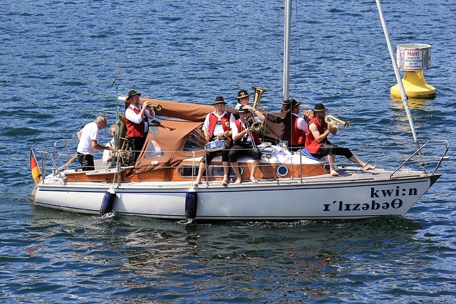 年首次闯入 年首次闯入